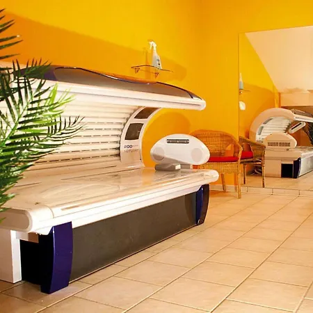 In With Sauna *